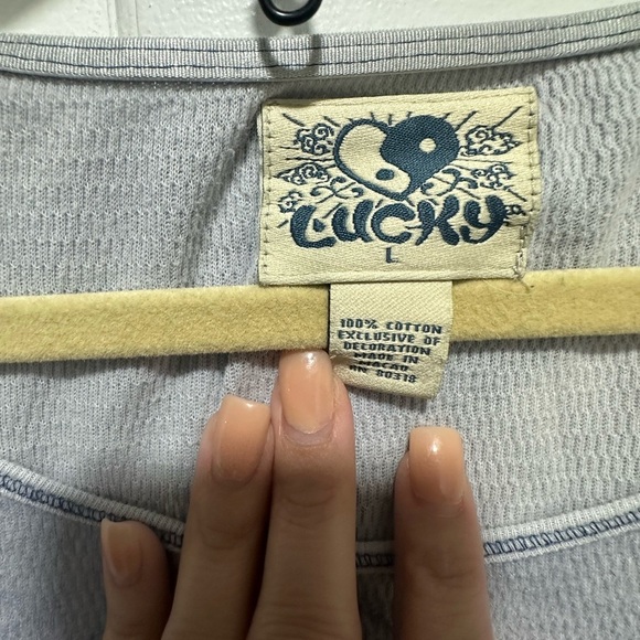 Y2K Lucky Brand Tattoo Print Long Sleeve Top Geisha Print Boho Grunge Size L - Picture 8 of 10